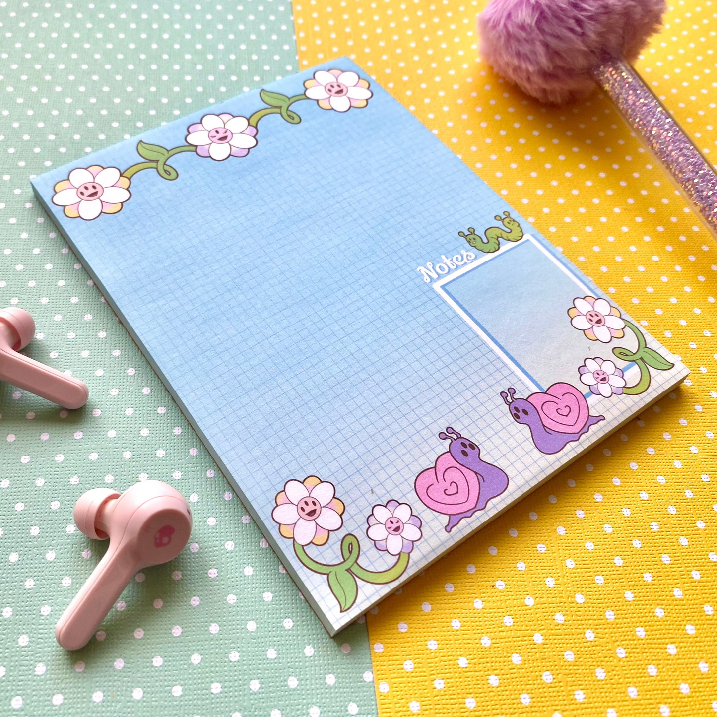 Trippy Daisies Large Notepad