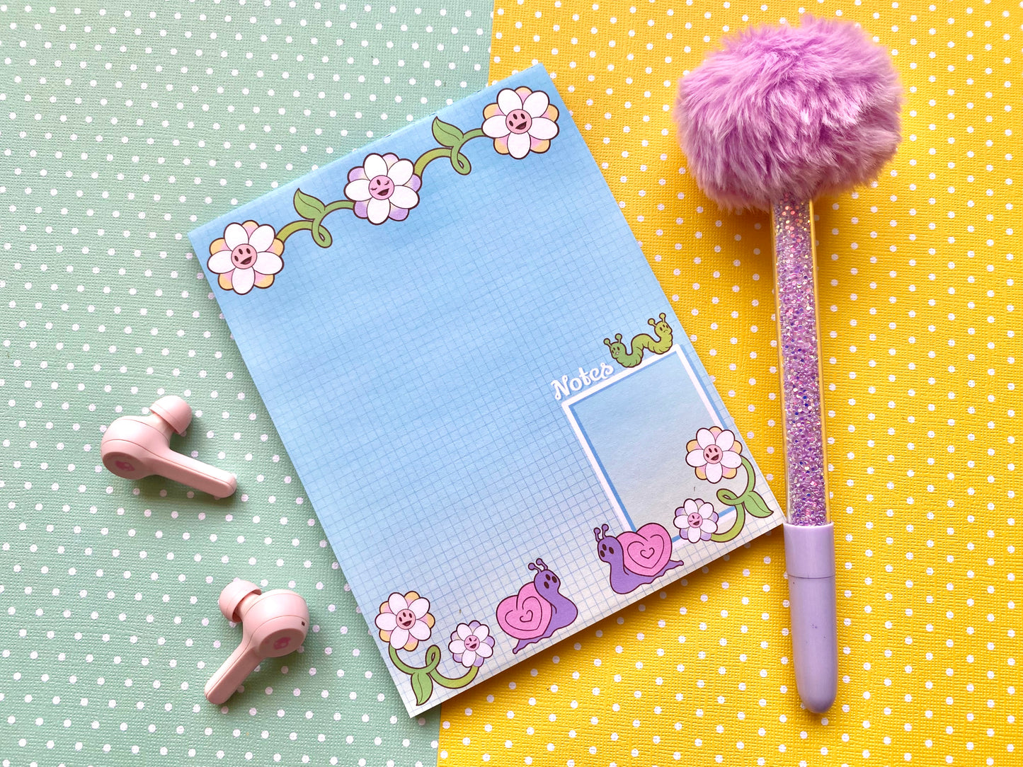 Trippy Daisies Large Notepad